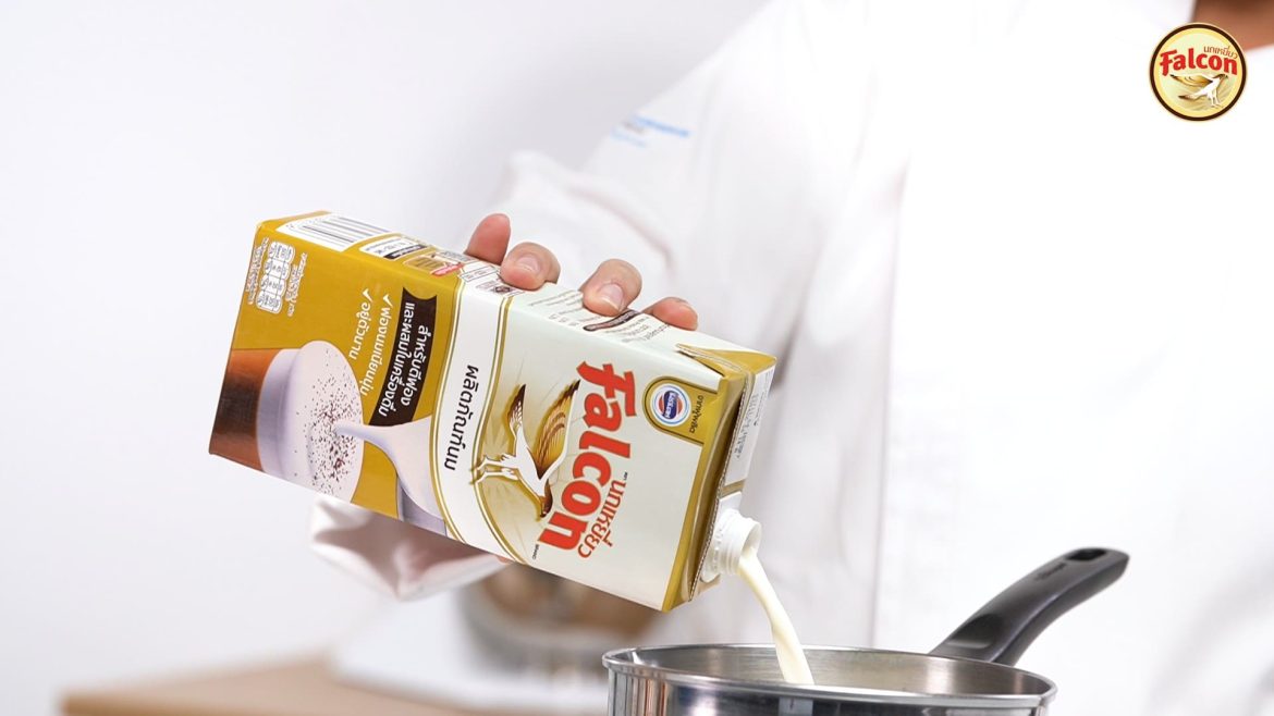 ขั้นตอนการทำหน้าสาคูเปียกลำไย จากผลิตภัณฑ์นมข้นจืด ตรานกเหยี่ยว ฟอลคอน และ ข้นหวาน ตรานกเหยี่ยว ฟอลคอน (ฟอลคอนถุงบีบ)