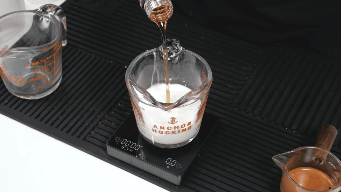 ขั้นตอนการทำเมนู ทีรามิสุลาเต้ จากผลิตภัณฑ์ตรานกเหยี่ยว ฟอลคอน