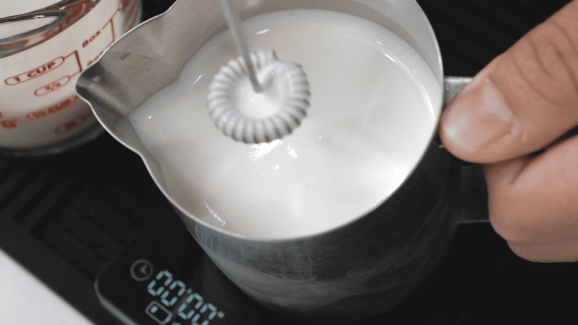 ขั้นตอนการทำเมนู ทีรามิสุลาเต้ จากผลิตภัณฑ์ตรานกเหยี่ยว ฟอลคอน