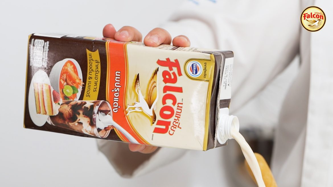 ขั้นตอนการทำสูตรโรลเค้กมะยงชิด จากผลิตภัณฑ์นมข้นจืด ตรานกเหยี่ยว ฟอลคอน