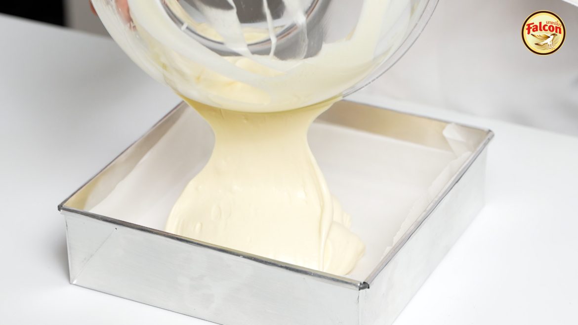 ขั้นตอนการทำสูตรโรลเค้กมะยงชิด จากผลิตภัณฑ์นมข้นจืด ตรานกเหยี่ยว ฟอลคอน